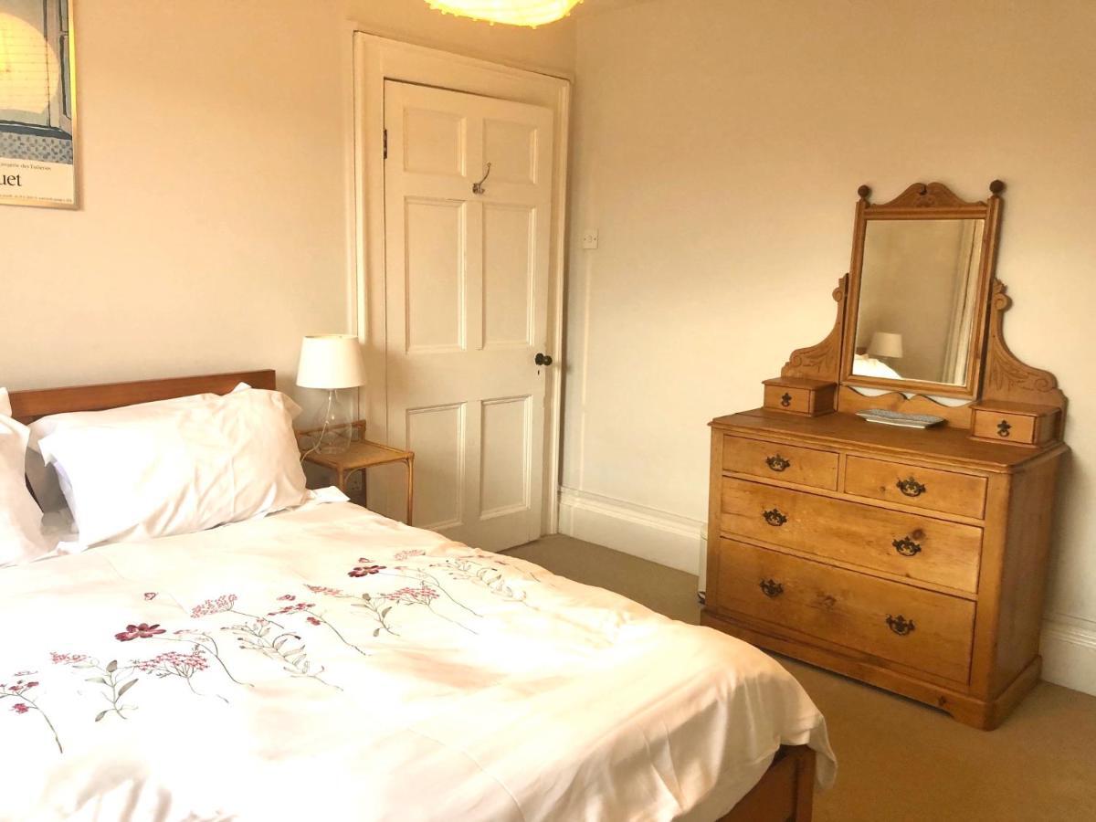 Lauras Townhouse Apartments Thomas Street Townhouse Bath Bagian luar foto