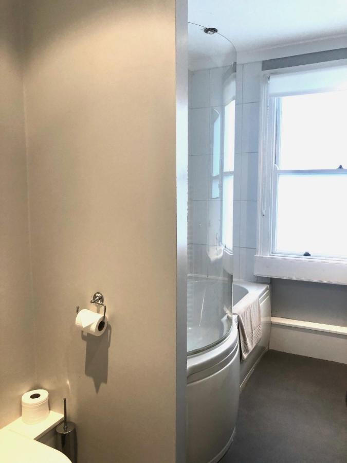 Lauras Townhouse Apartments Thomas Street Townhouse Bath Bagian luar foto