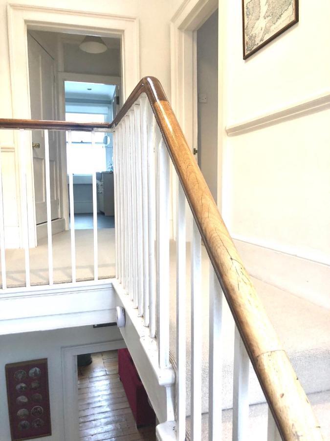 Lauras Townhouse Apartments Thomas Street Townhouse Bath Bagian luar foto